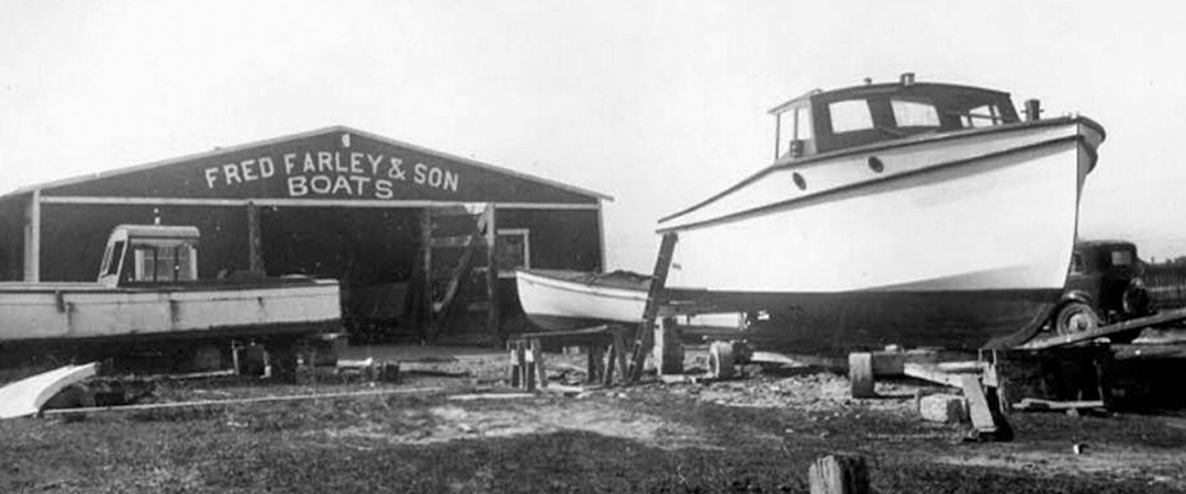 Old photo of Farley Boat Works